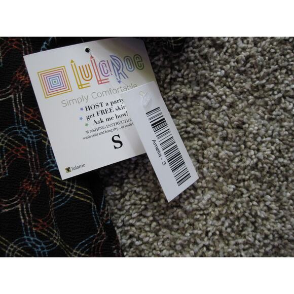 New LuLaRoe Amelia Knee length Dress womans Small Black Butterfly with Pockets! - Picture 3 of 5